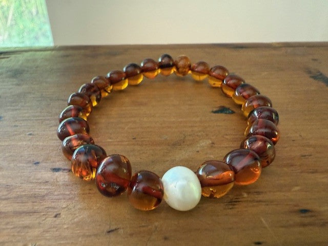 Amber and Pearl Bracelet