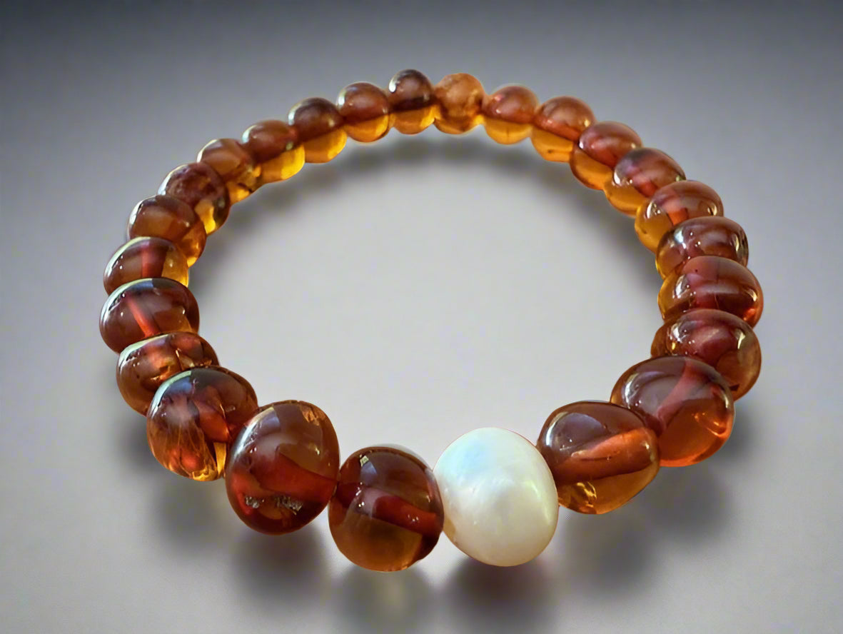 Amber and Pearl Bracelet