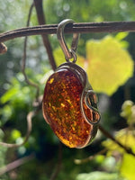 Load image into Gallery viewer, Contemporary  Amber pendant
